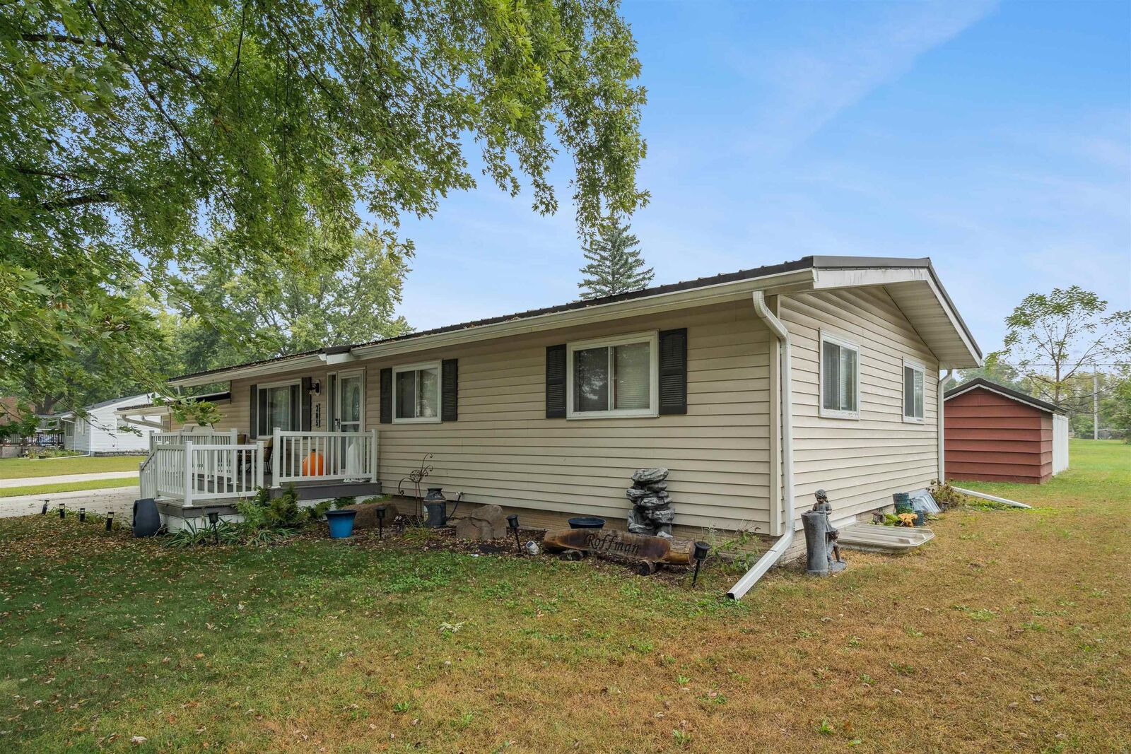 Property Photo: 305 8th Ave SW IA 50662