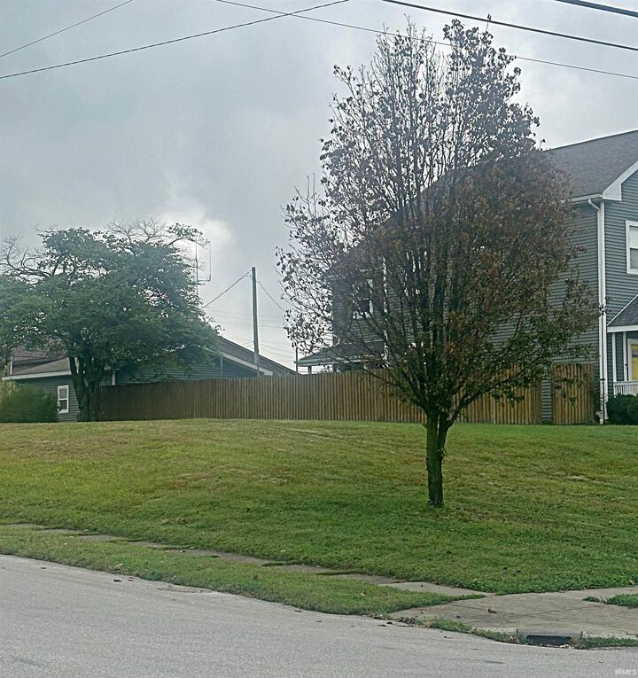 Property Photo:  209 E Oak Street  IN 47501 