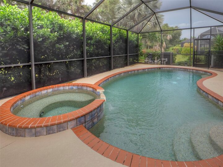Property Photo: 11723 Breadfruit Lane FL 34292