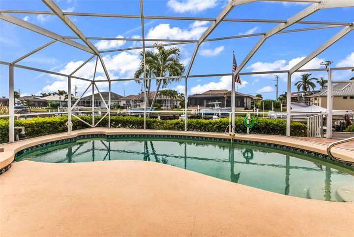 Property Photo:  1565 San Marino Court  FL 33950 