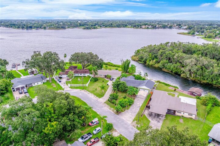 Property Photo:  1144 Palma Drive  FL 32805 