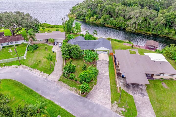 Property Photo: 1144 Palma Drive FL 32805