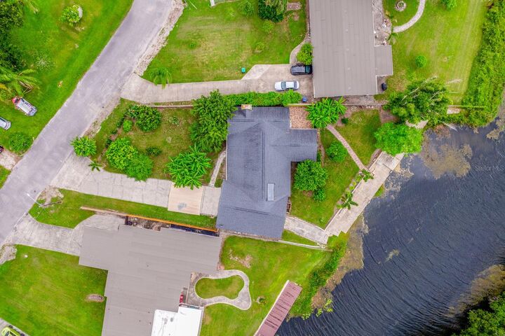 Property Photo:  1144 Palma Drive  FL 32805 