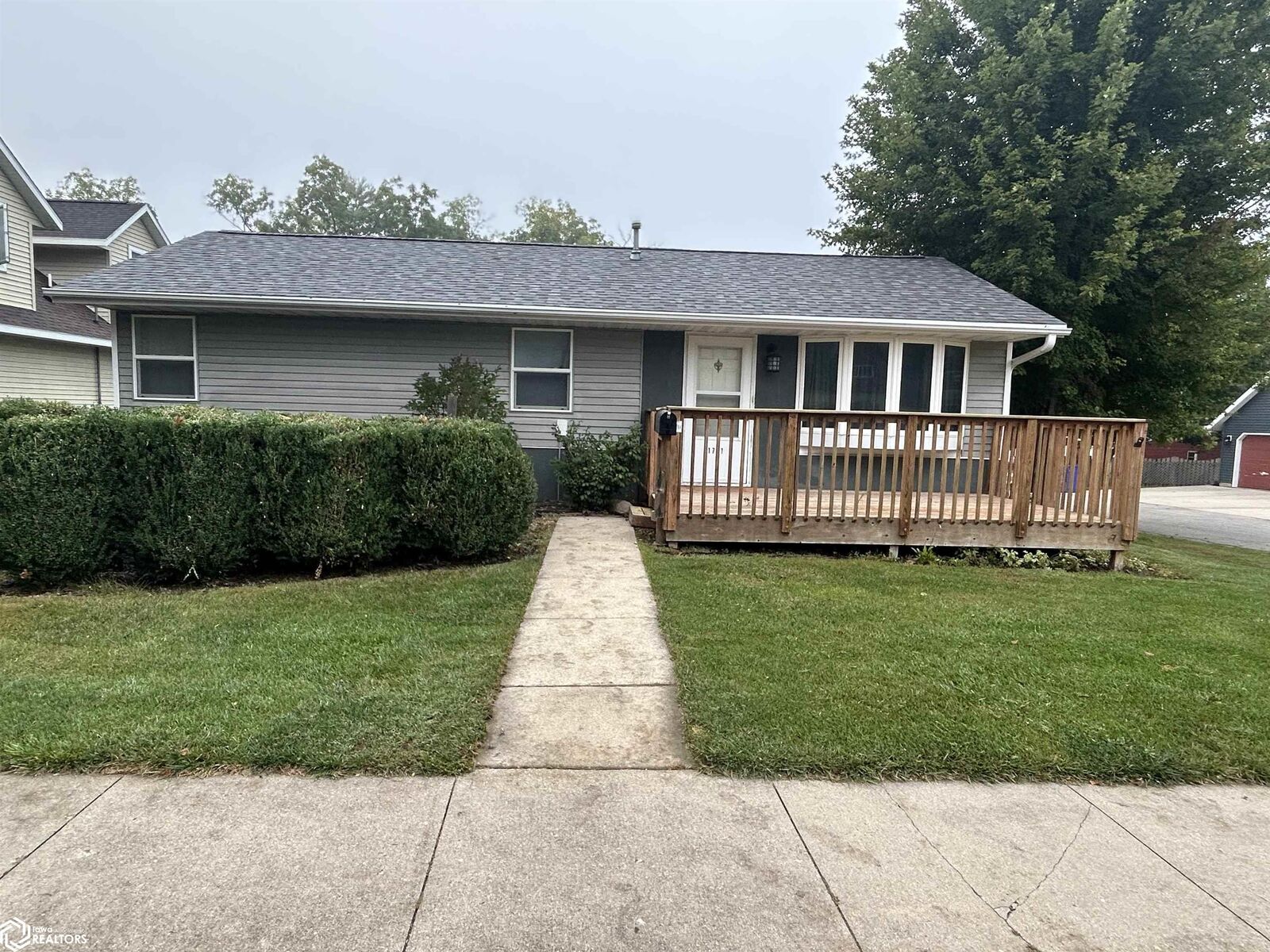 Property Photo:  1701 W Main Street  IA 50158 