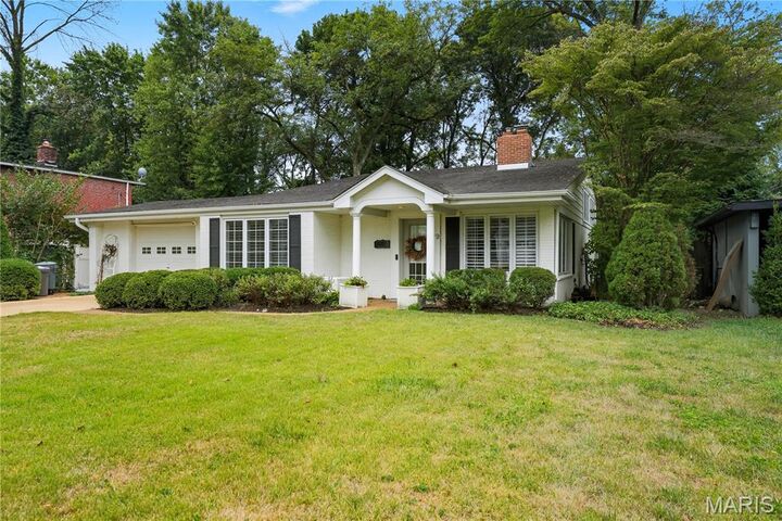 Property Photo:  49 Waverton Drive  MO 63124 