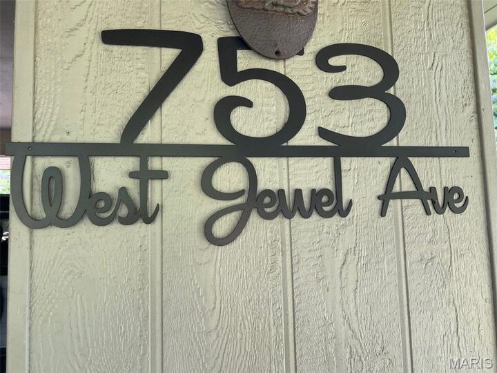 Property Photo:  753 W Jewel Avenue  MO 63122 