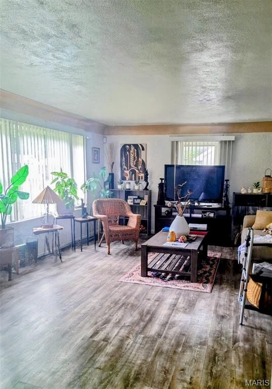 Property Photo:  801 Preston Lane  IL 62206 