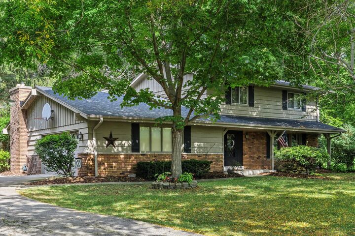 4010 Chicory Rd  Mount Pleasant WI 53403 photo