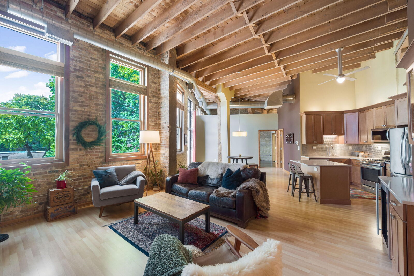 Property Photo:  306 E Lincoln Ave 8  WI 53207 