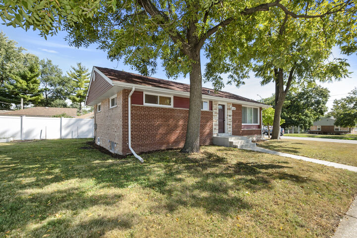 Property Photo:  5168 W 99th Street  IL 60453 