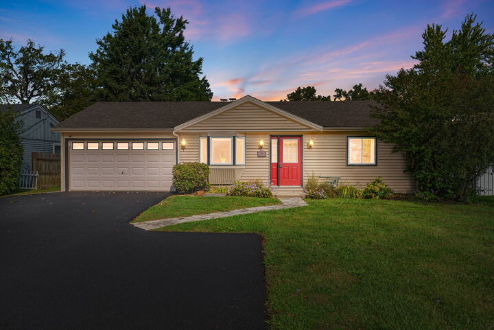 188 Oakwood Drive  Antioch IL 60002 photo