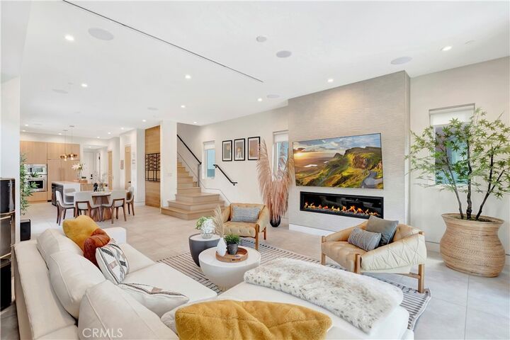 Property Photo: 620 Huntington Street CA 92648