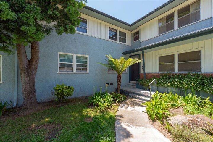Property Photo:  5835 Bowcroft Street 2  CA 90016 