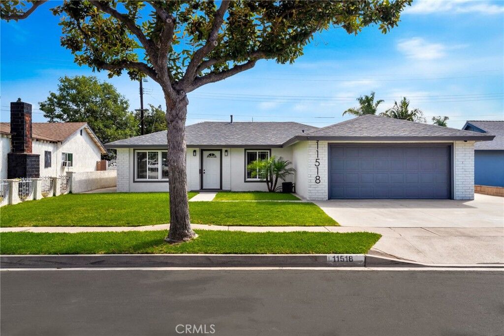 Property Photo:  11518 1st  CA 90604 