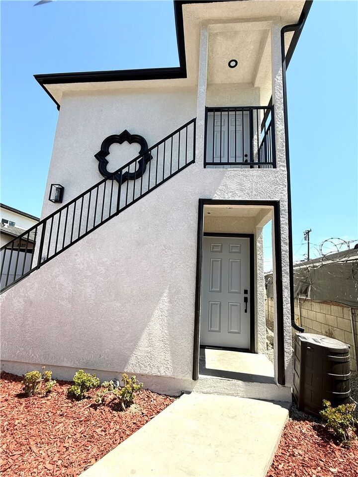 Property Photo:  8618 Graham  CA 90002 
