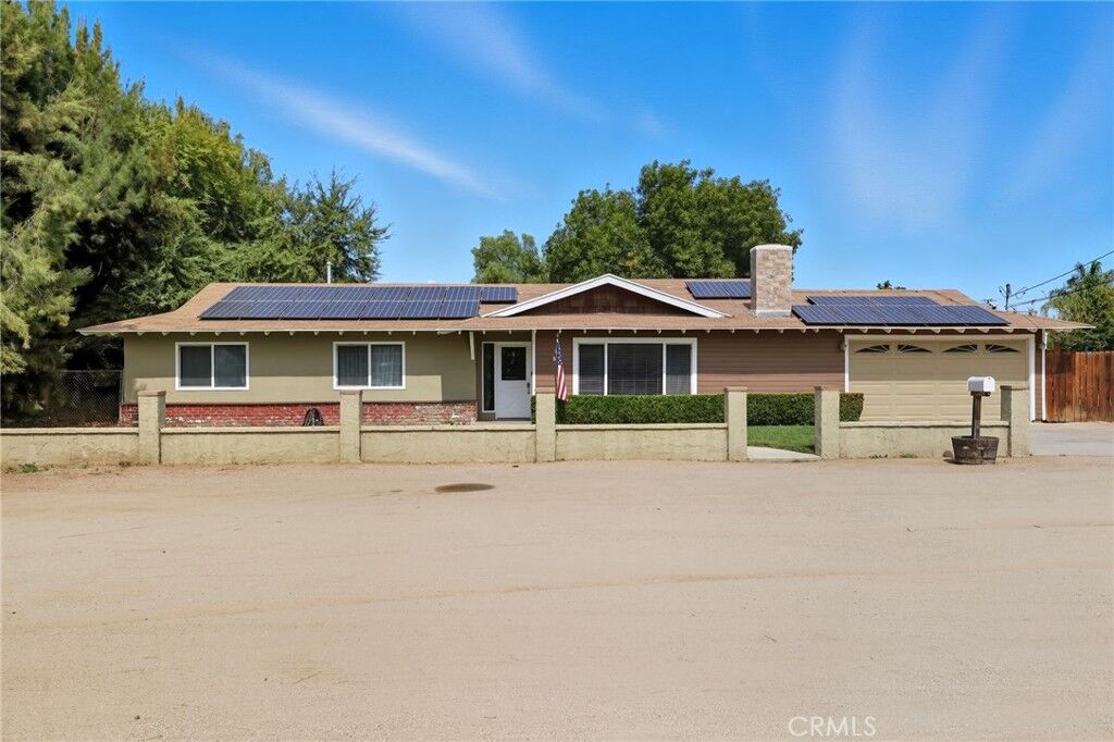Property Photo:  1531 Elm Drive  CA 92860 