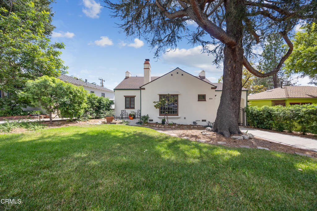 Property Photo:  974 Athens Street  CA 91001 