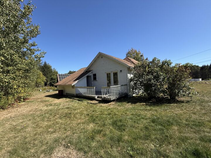 Property Photo:  238 Main Rd, So Road S  ME 04444 