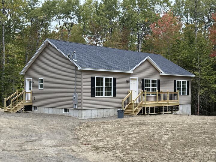 Property Photo:  75 Bridgetwin Road  ME 04605 