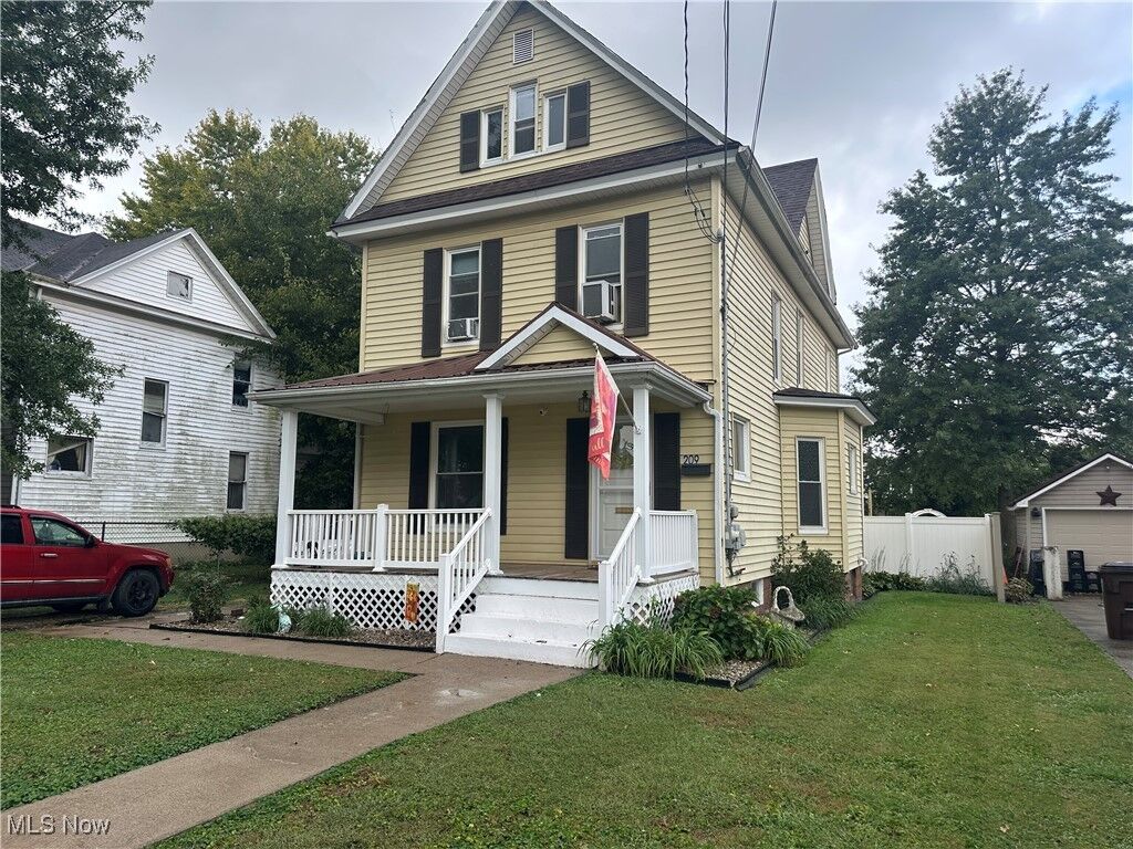 Property Photo:  209 Elm Street  OH 45714 