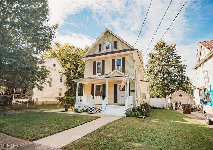 209 Elm Street  Belpre OH 45714 photo