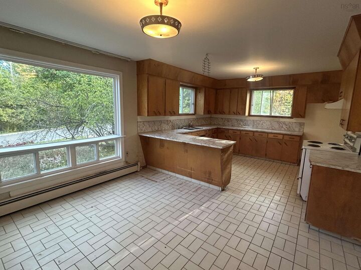Property Photo:  44 Weir Avenue  NS B0K 1S0 