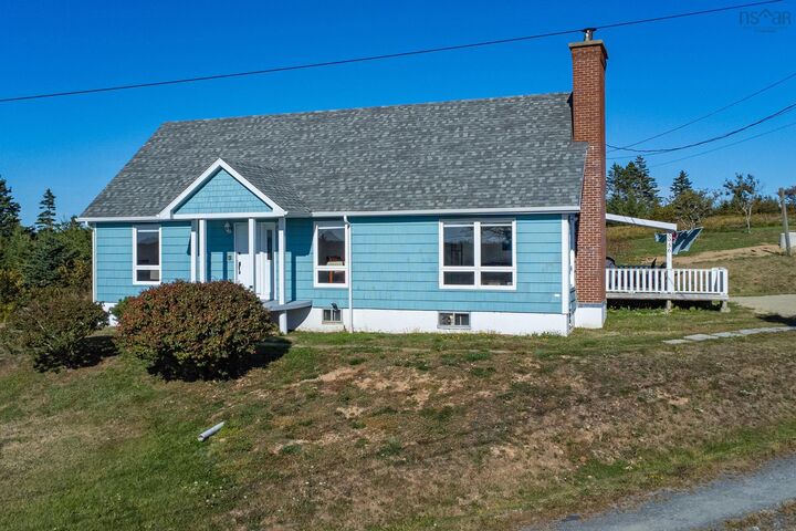 Property Photo:  5956 Highway 1  NS B5A 5B3 