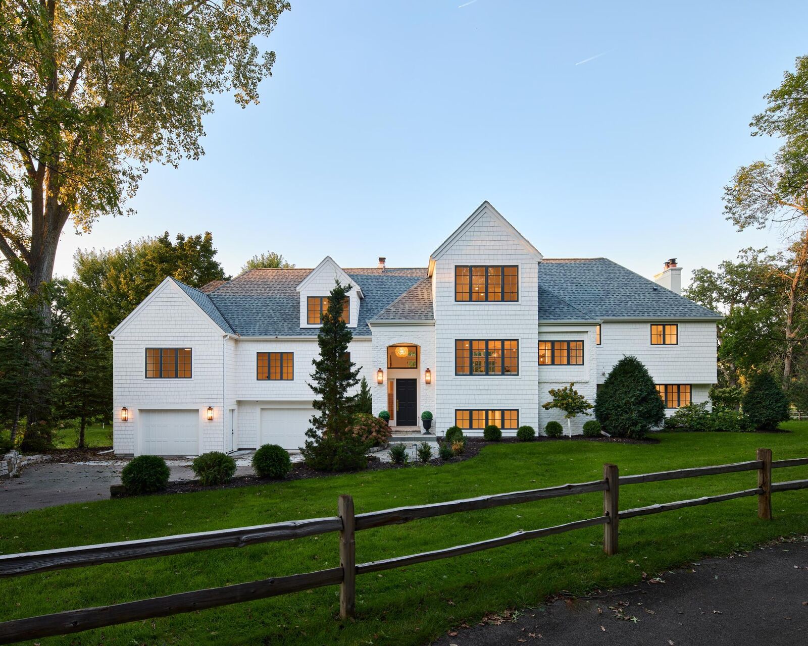 Property Photo:  4603 Merilane Avenue  MN 55436 