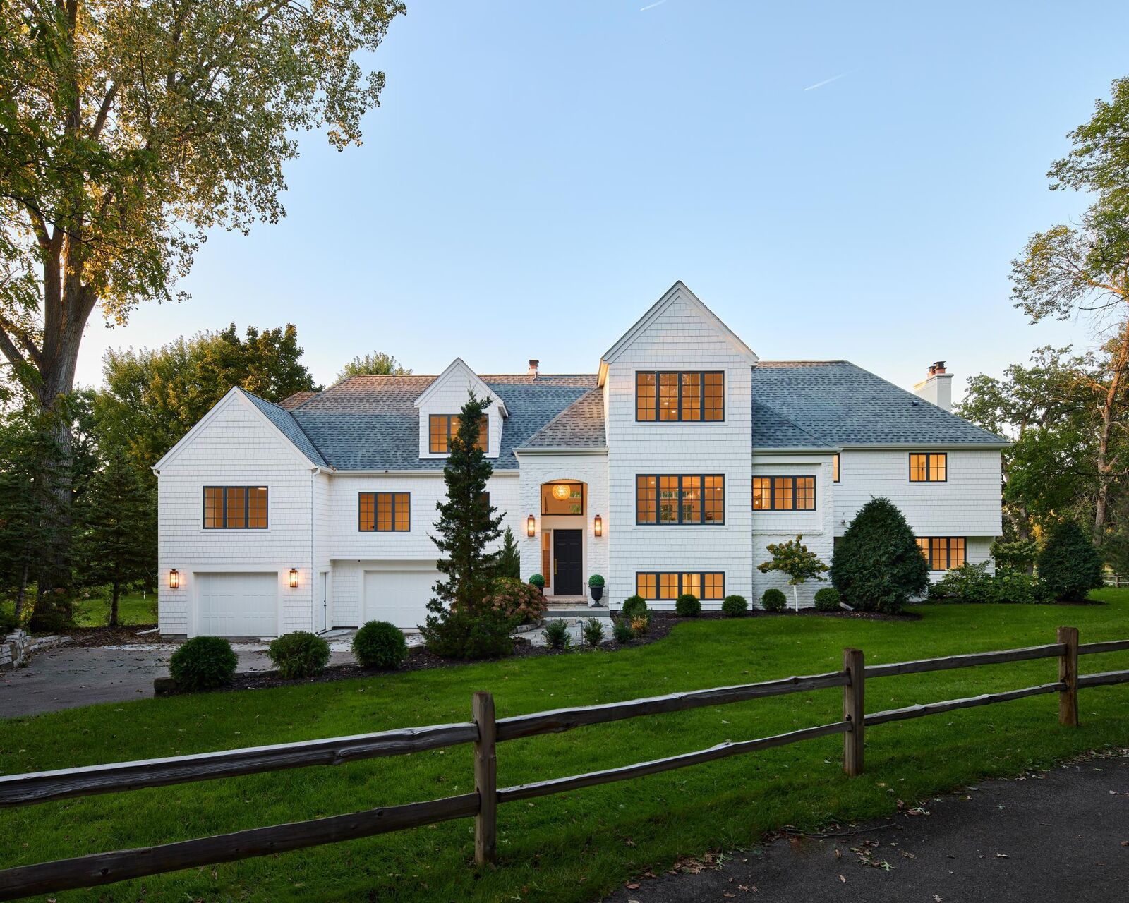 Property Photo:  4603 Merilane Avenue  MN 55436 