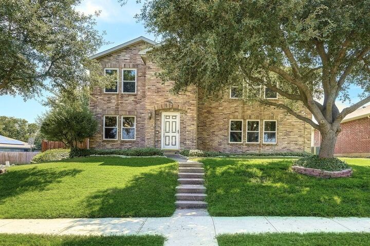 Property Photo: 1405 Starpoint Lane TX 75098