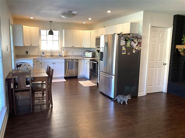Property Photo: 2414 Melrose Avenue LA 71111