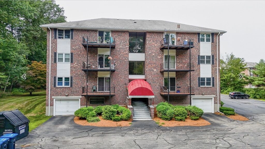 Property Photo:  13 Dallas Drive 308  MA 01826 