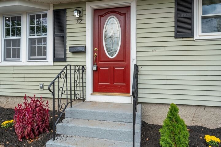 Property Photo:  92 Blue Bell Road  MA 01606 