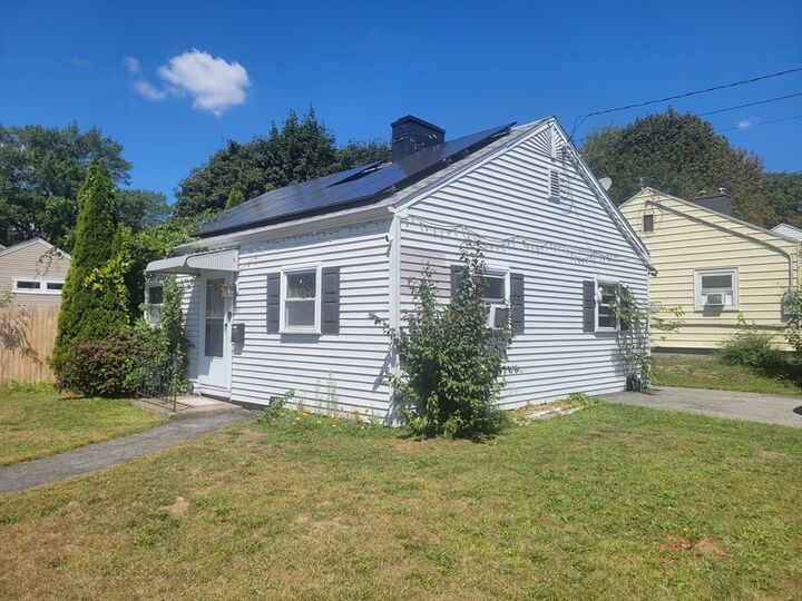 87 Oakside Ave  Methuen MA 01844 photo
