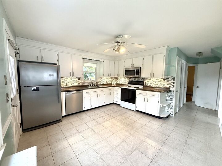 Property Photo:  12 Congress Terrace  MA 01757 