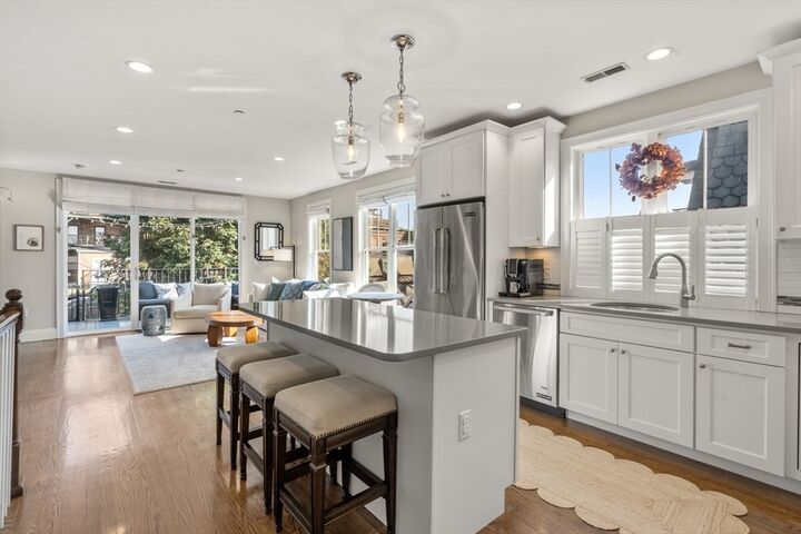 Property Photo:  788 E 4th St 3  MA 02127 