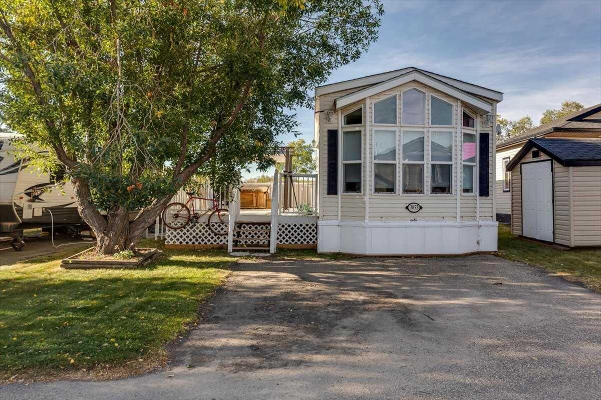 Property Photo:  25074 South Pine Lake Road 3053  AB T0M 1R0 