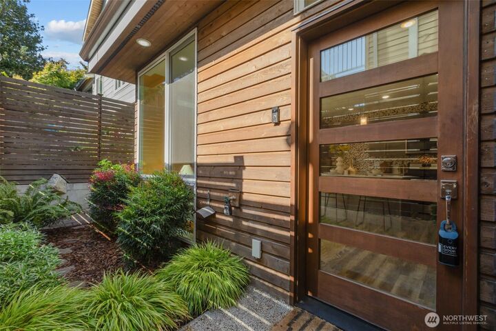 9221  Linden Avenue C  Seattle WA 98103 photo