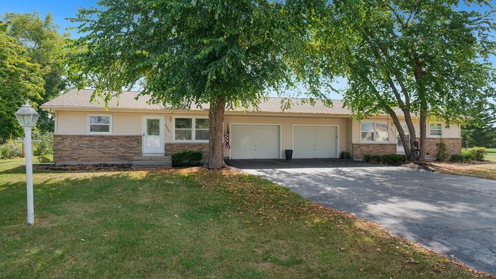 Property Photo:  14242 Talcott Drive  IL 61080 