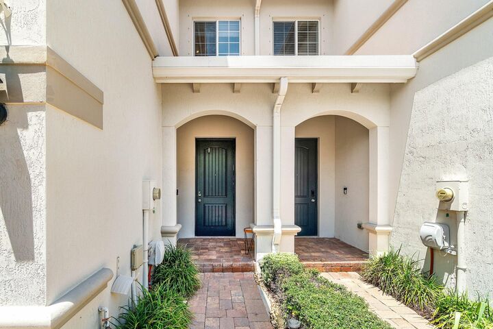 Property Photo: 1198 Paisley Court FL 33461