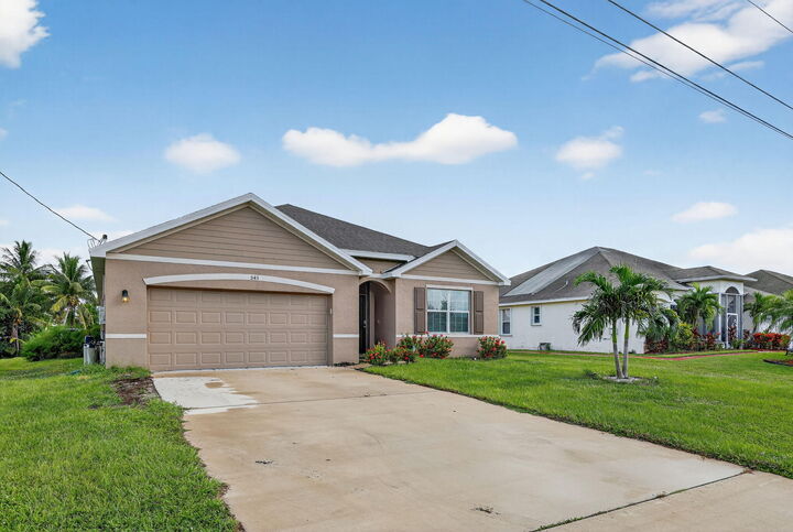 Property Photo:  543 SW Whitmore Drive  FL 34984