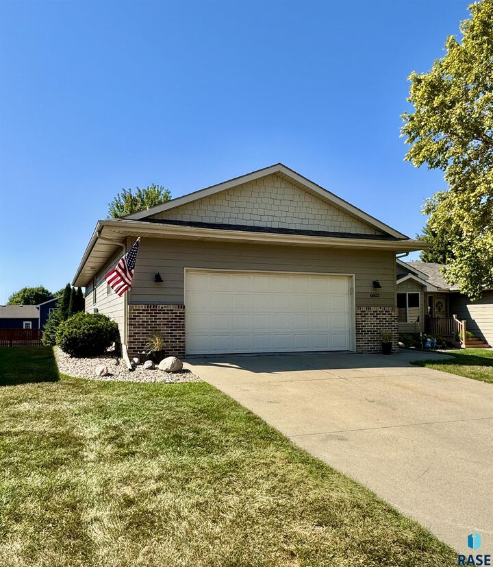 Property Photo:  6803 S Witzke Ave  SD 57108 