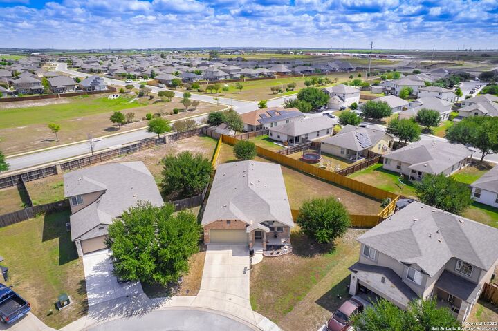 Property Photo:  780 Guna Dr  TX 78130 