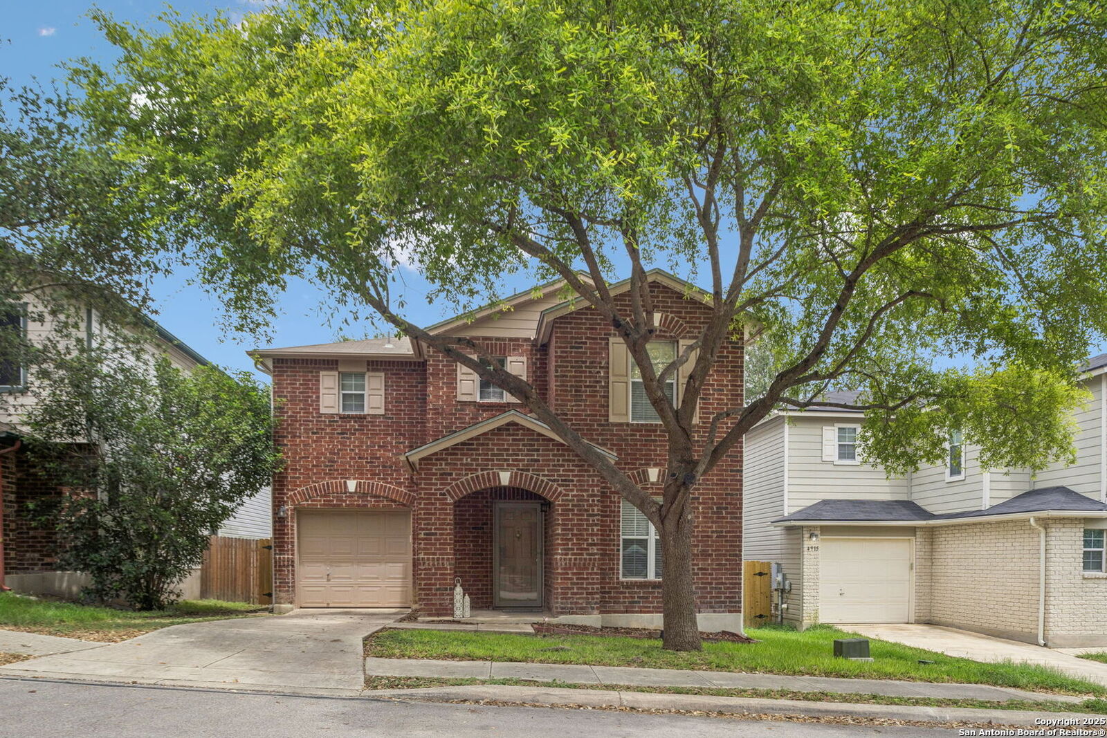 Property Photo:  4911 Bending Elms  TX 78247 