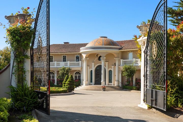 Property Photo:  112 Holiday Drive  CA 95076 