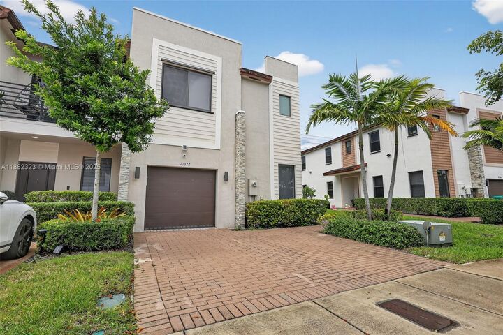 Property Photo:  21372 NE 2nd Ct  FL 33179 