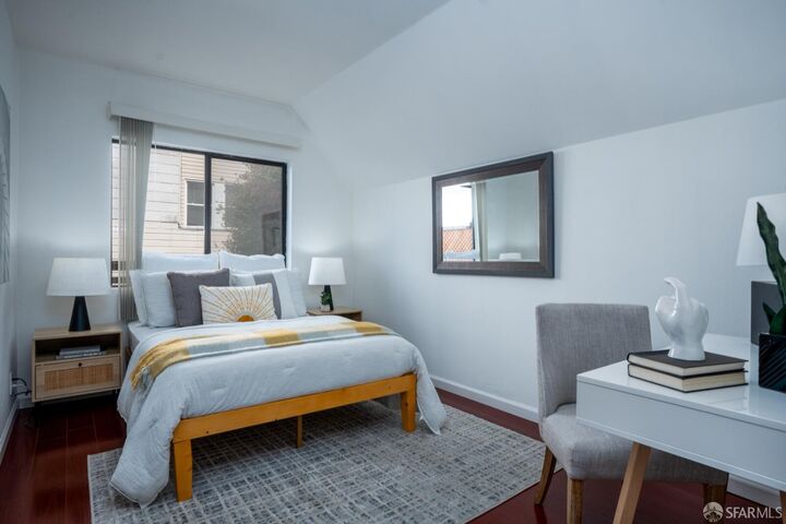 Property Photo:  512 Judah Street  CA 94122 