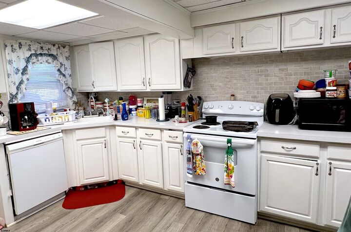 Property Photo: 1 Lafayette Ave NJ 08330