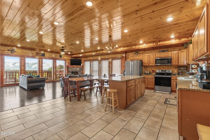 Property Photo:  3336 Lonesome Pine Way  TN 37862 