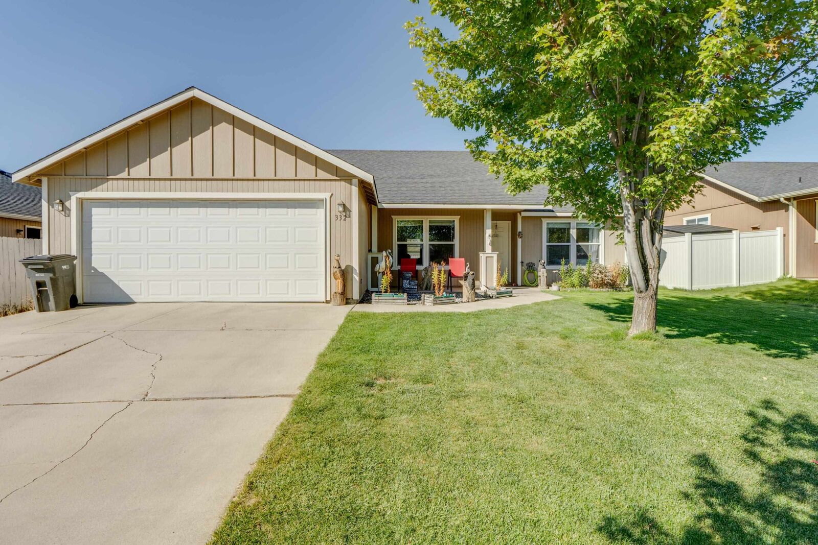 Property Photo:  332 S Campbell St  WA 99001 